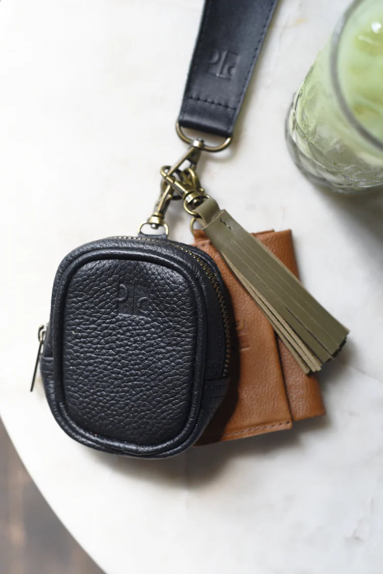 GR Pouch Charm in Pebbled Black