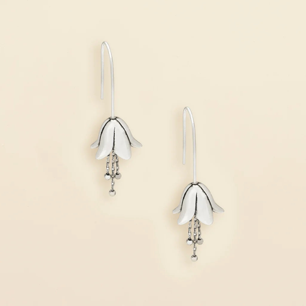 Refined Icon Lily Drop Earrings in Silver