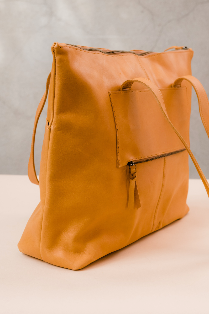 Yari Carry-on Tote in Cognac