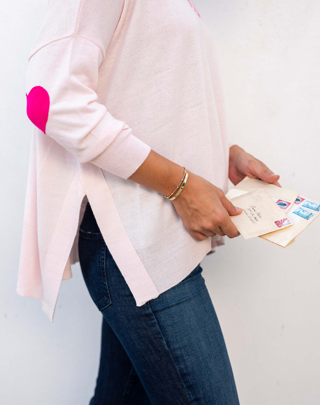 Amour Sweater with Heart Patch in Rose AMOUR Motto