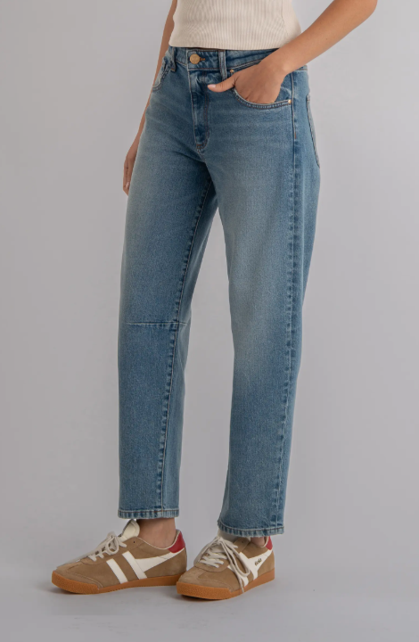 Ashton Barrel Jean in Adjusted