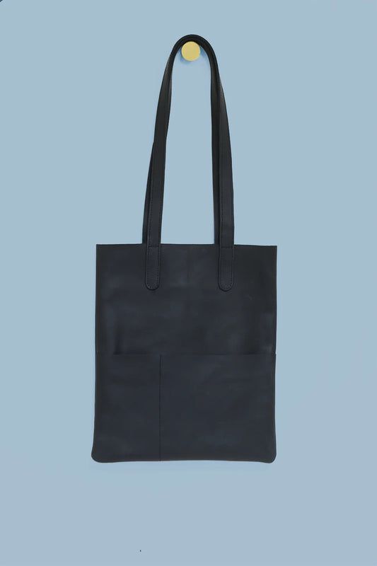 GR Outside Pockets Handbag in Ink Black