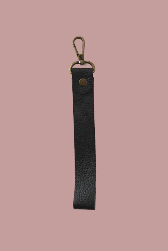 GR Wristlet Strap in Pebbled Black