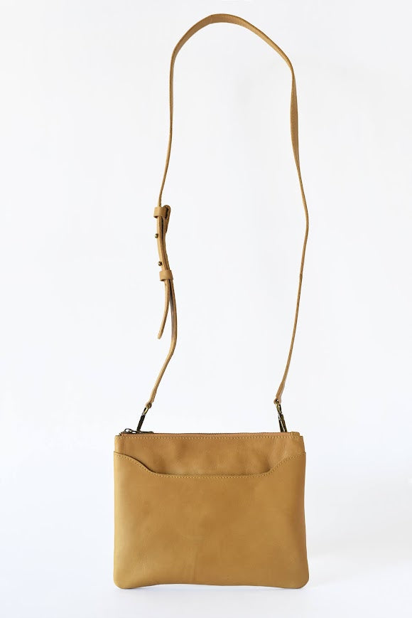 GR Simple Crossbody in Caramel
