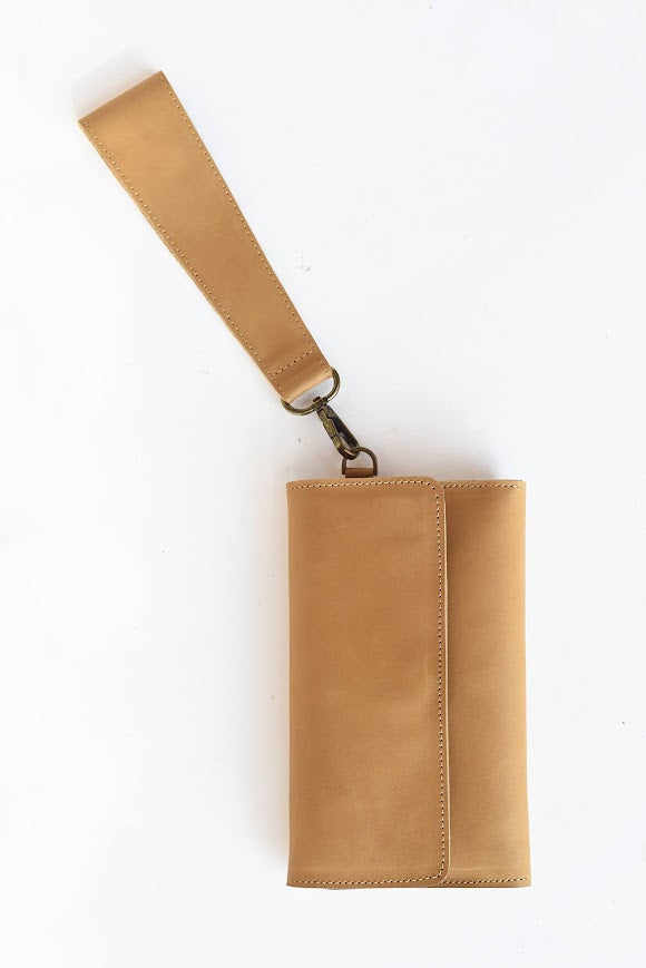 GR Wallet Wristlet in Caramel