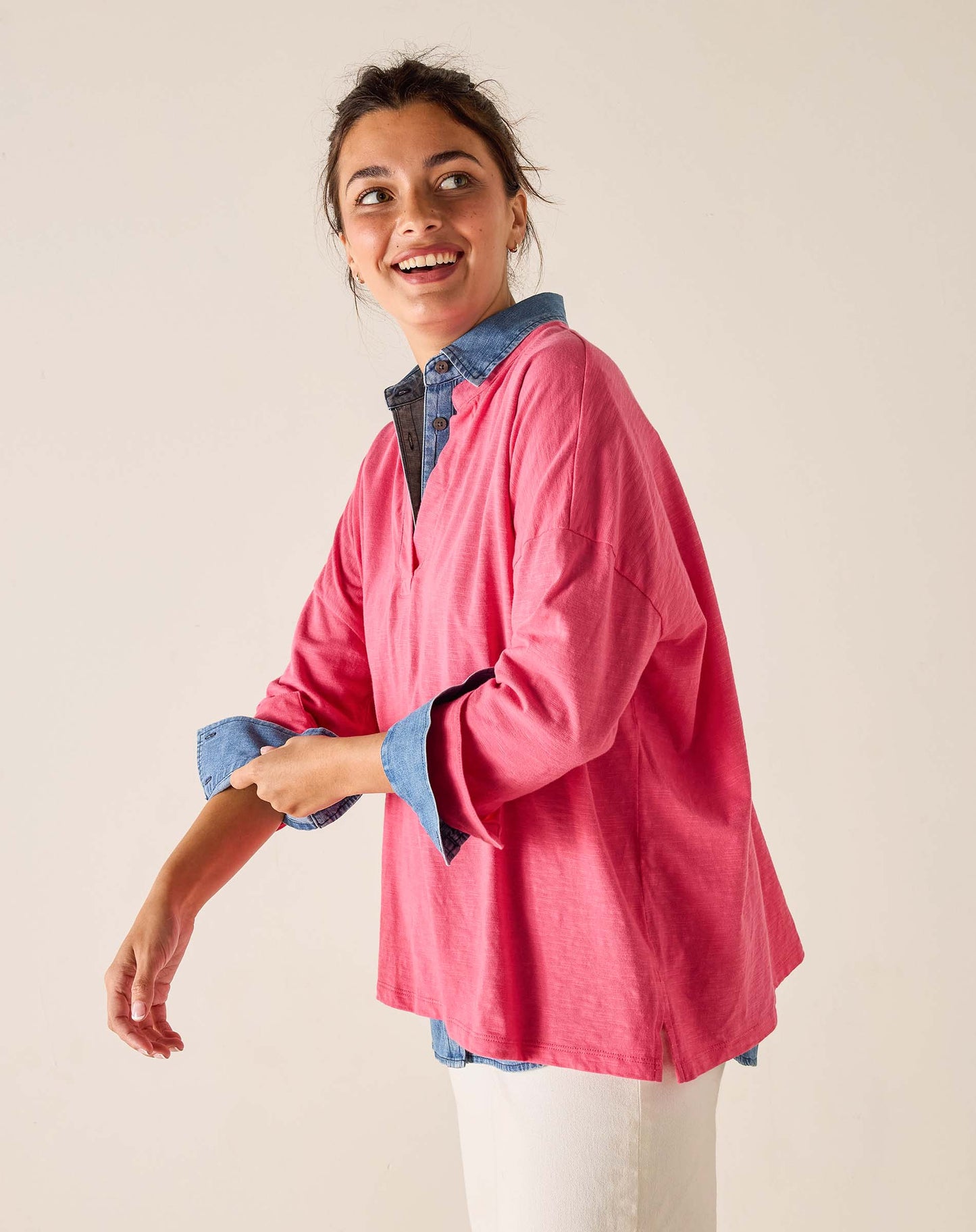 Amelia Cuff Tee in Raspberry