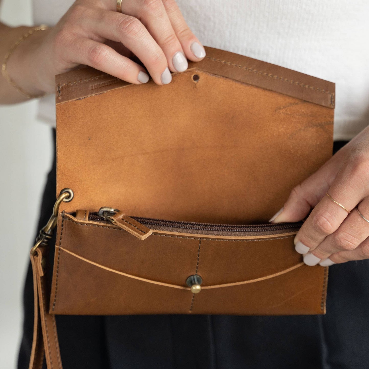 Mini Wallet in Chestnut