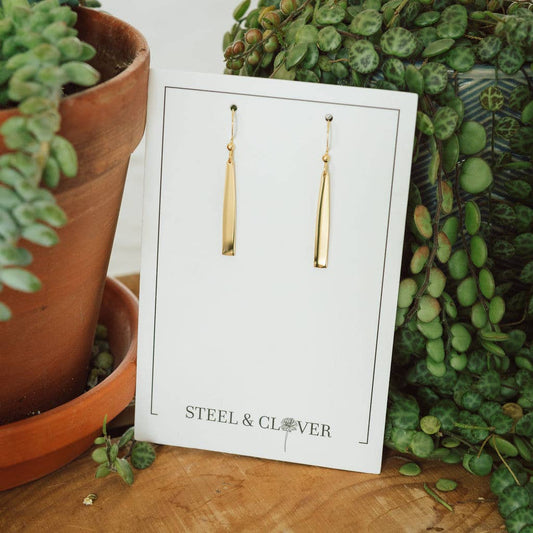 Classic Bar Earring in Gold