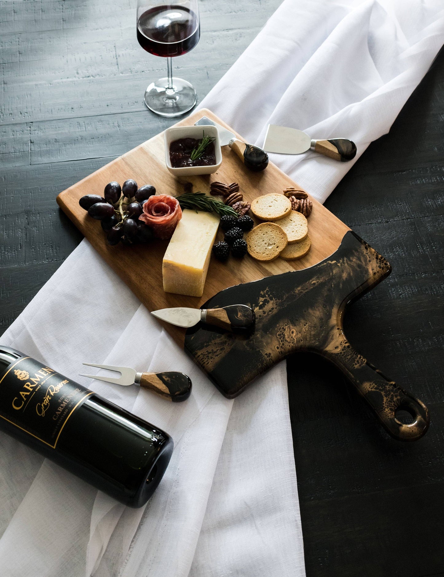 Resin Coated Cheese Knife Set in Navy