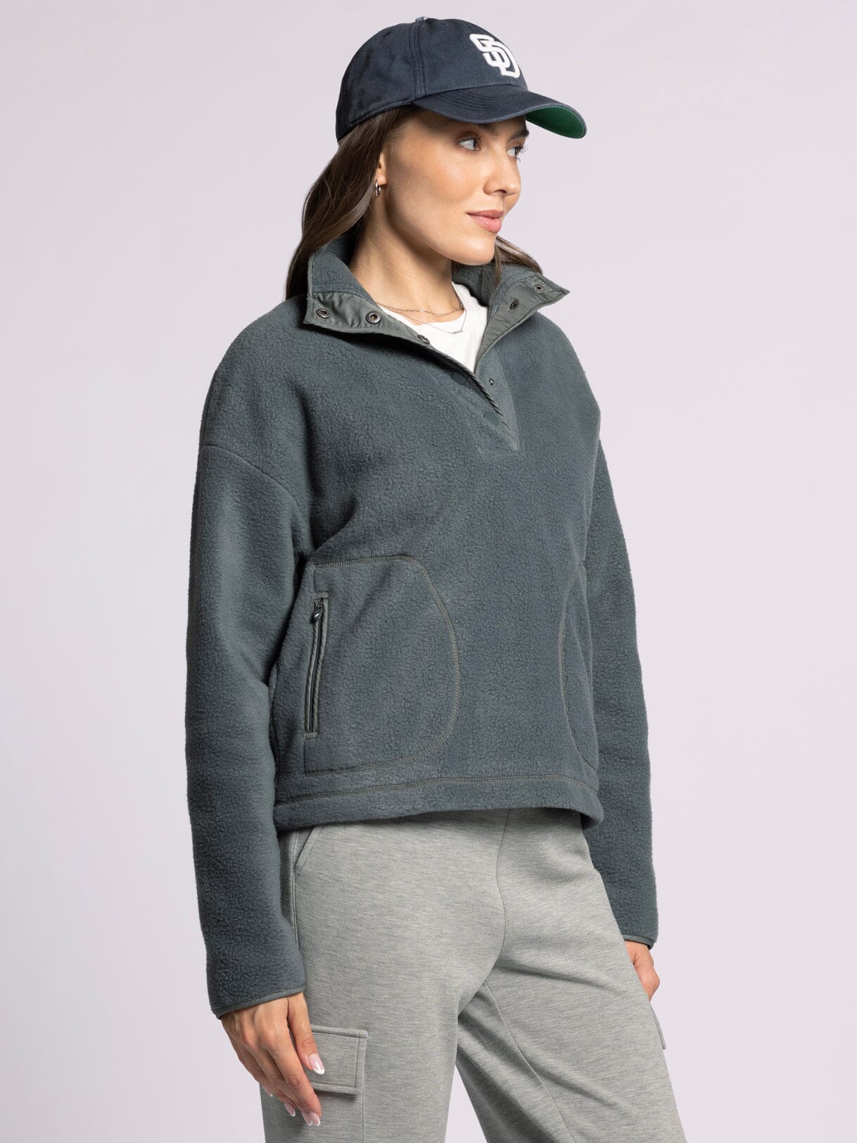 Bretta Pullover