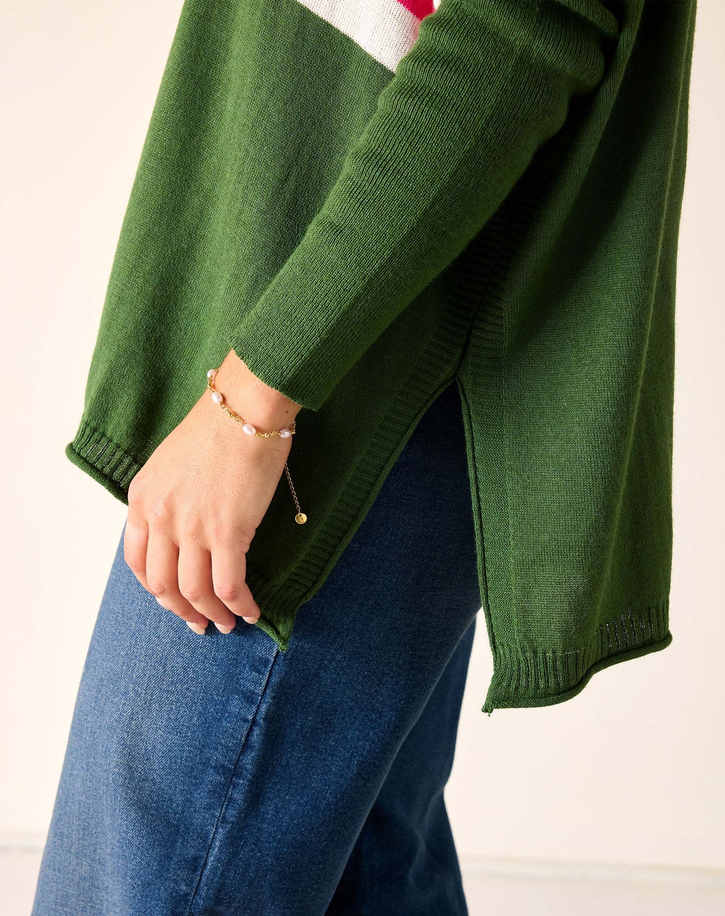 Catalina Crewneck Sweater in Green + Lipstick