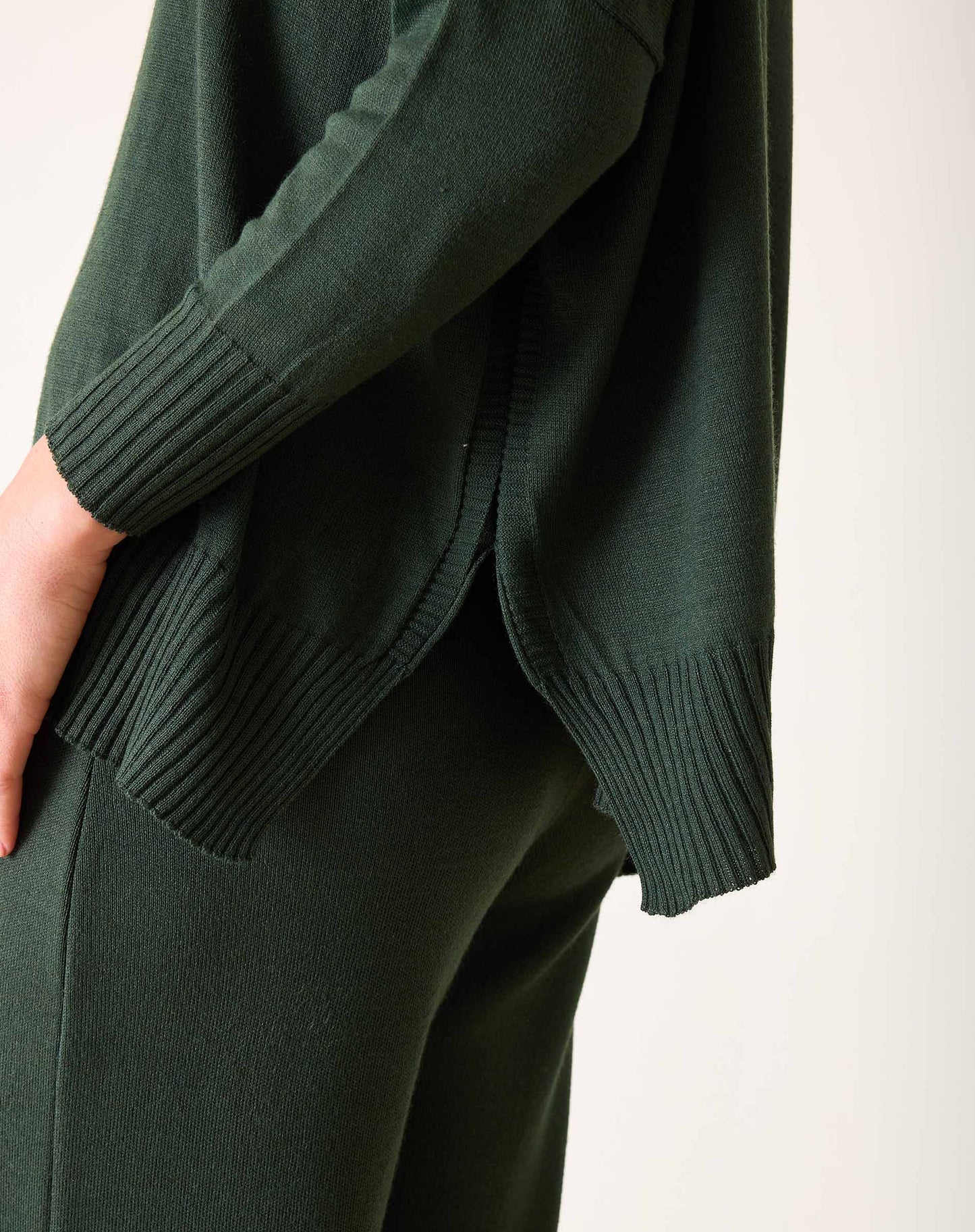 Catalina Turtleneck Sweater in Deep Emerald