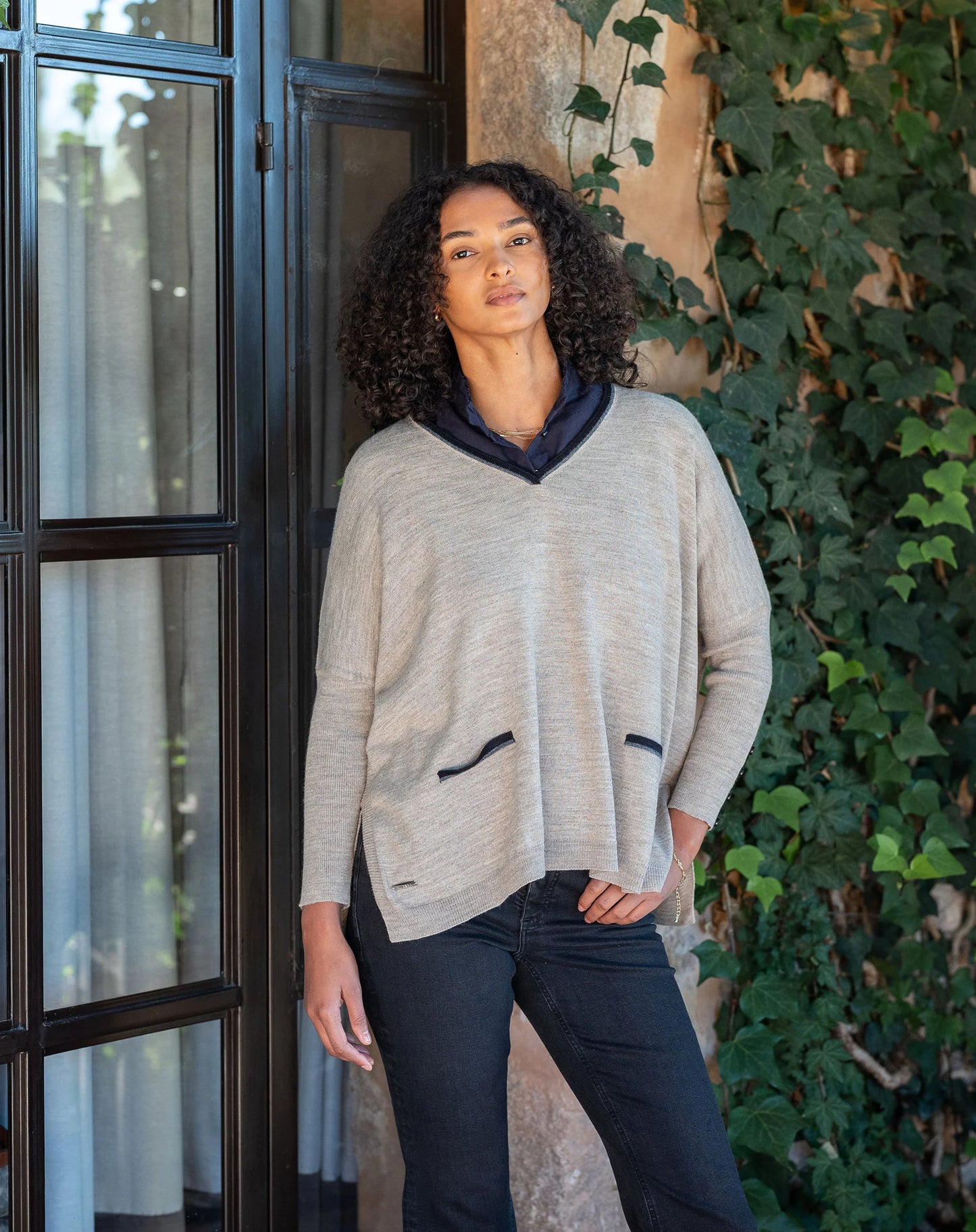 Catalina V-neck Sweater in Driftwood Ringer