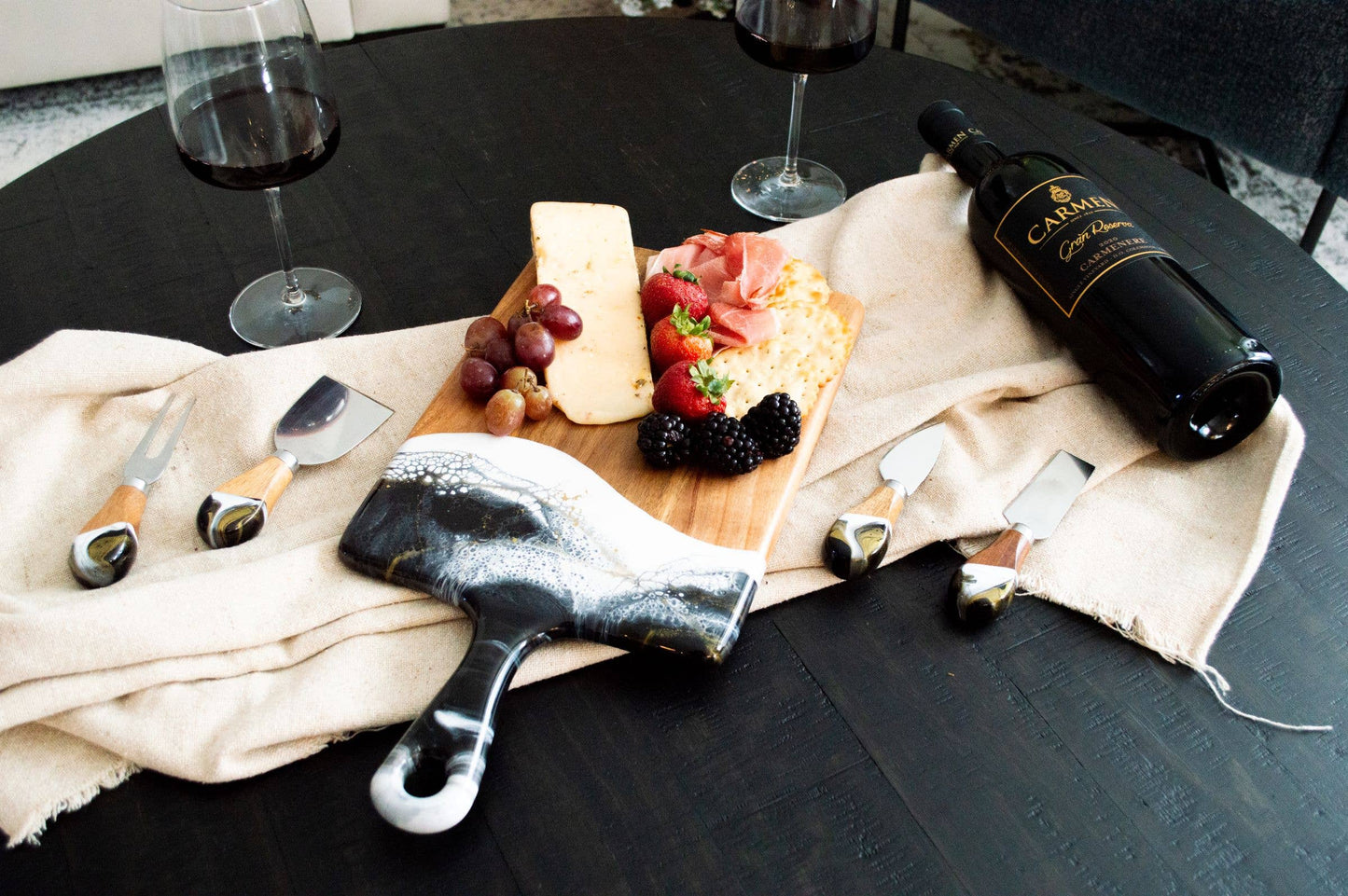 Medium Acacia Cheese Boards in Navy