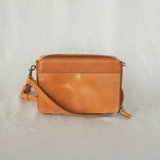 Nomad Crossbody Bag in Camel