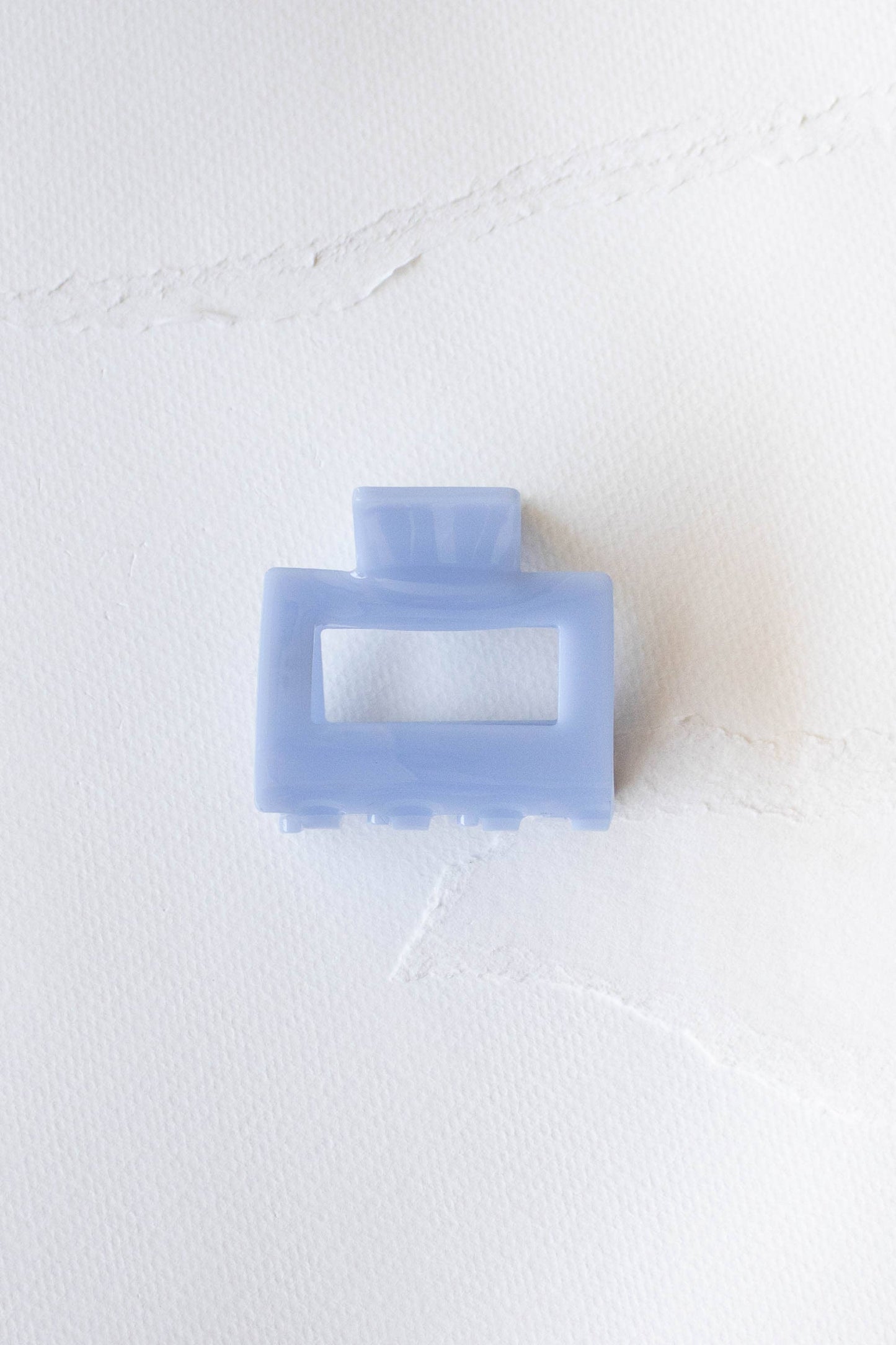 Eco Kylie Cellulose Acetate Hair Clip: Lavender Pearl