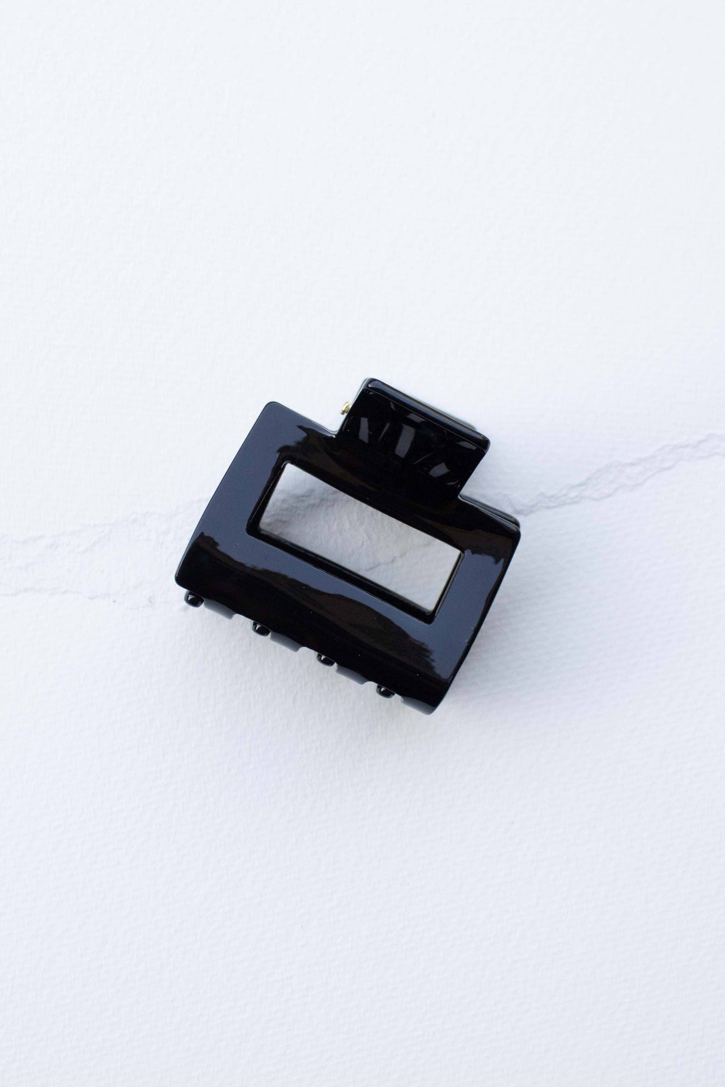 Eco Kylie Cellulose Acetate Hair Clip: Black