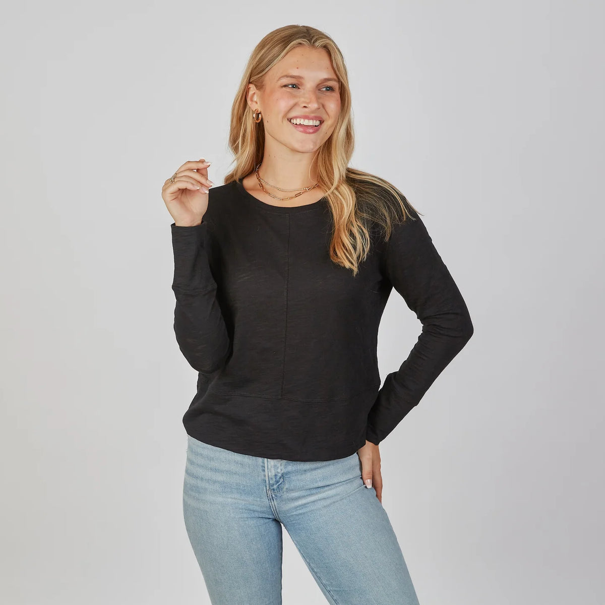 Celia Perfect Length Long Sleeve Tee in Heathered Grey