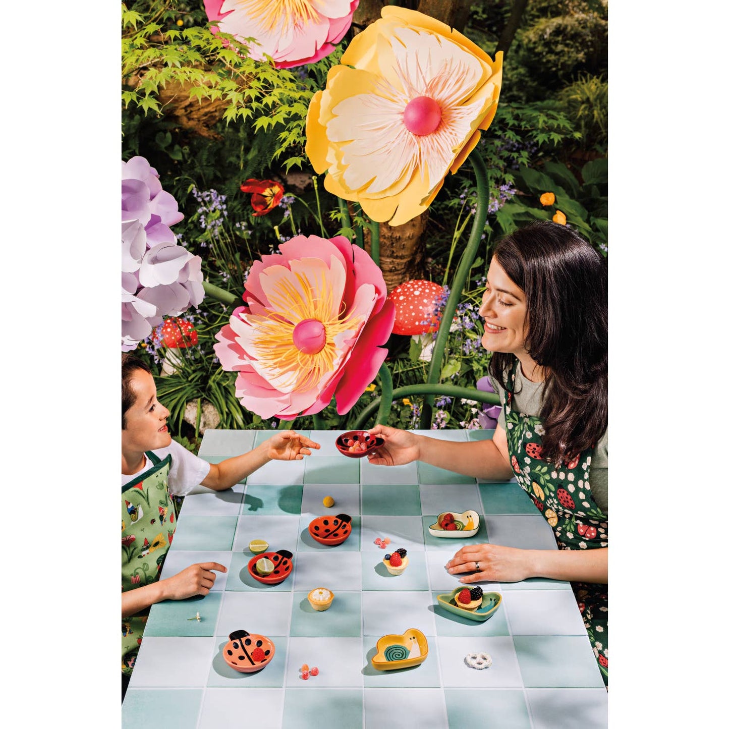 Ladybugs Pinch Bowls (Set of 6)