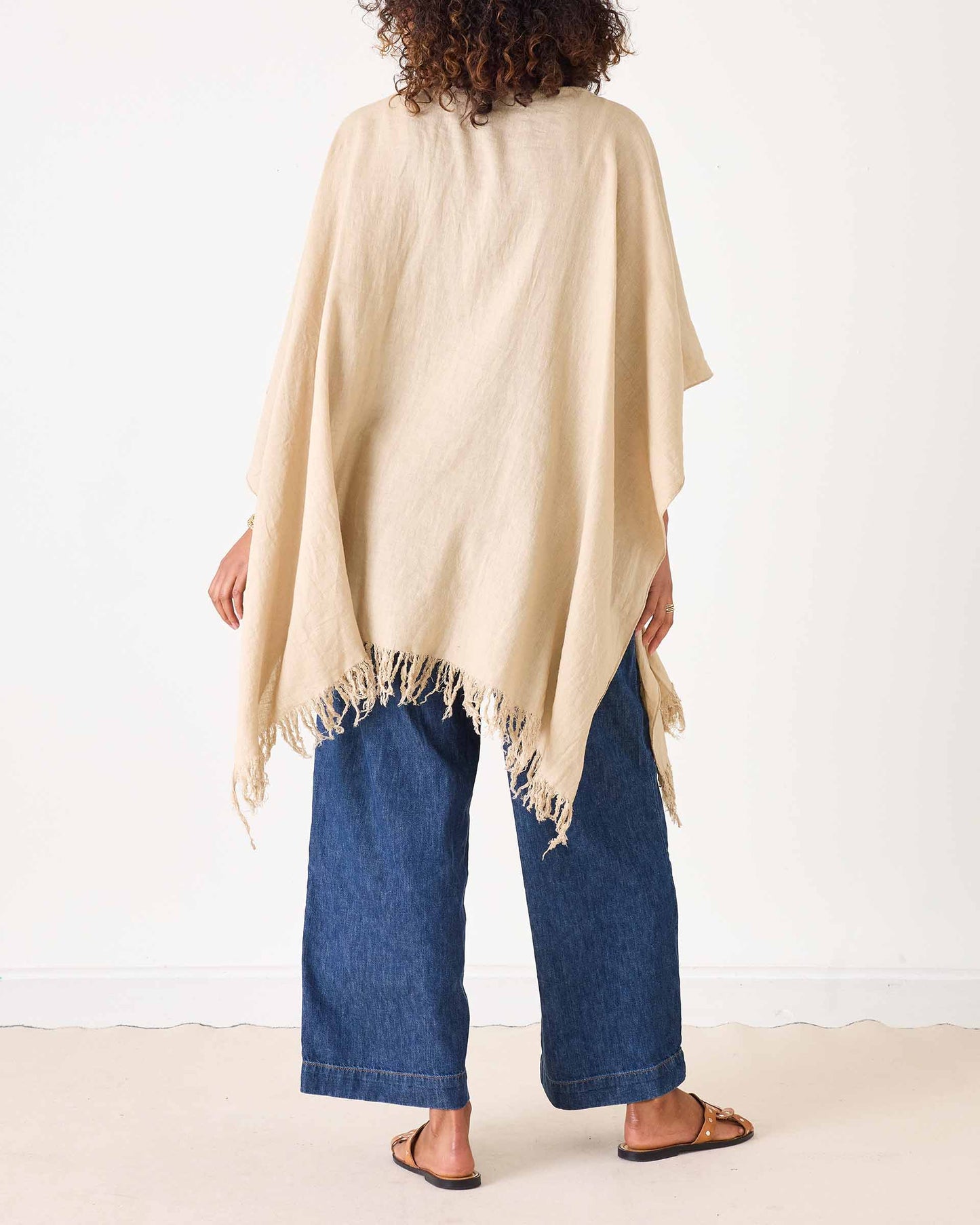 Hermosa Linen 3-Way Wrap in Cashmere