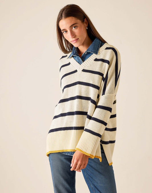 Montauk V-Neck Sweater in Cream/Navy/Golden