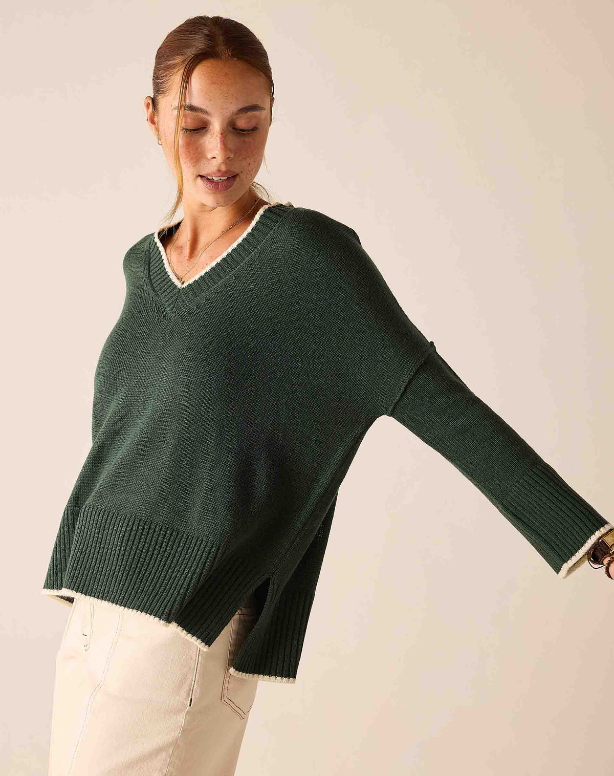 Montauk V-Neck Sweater in Eden