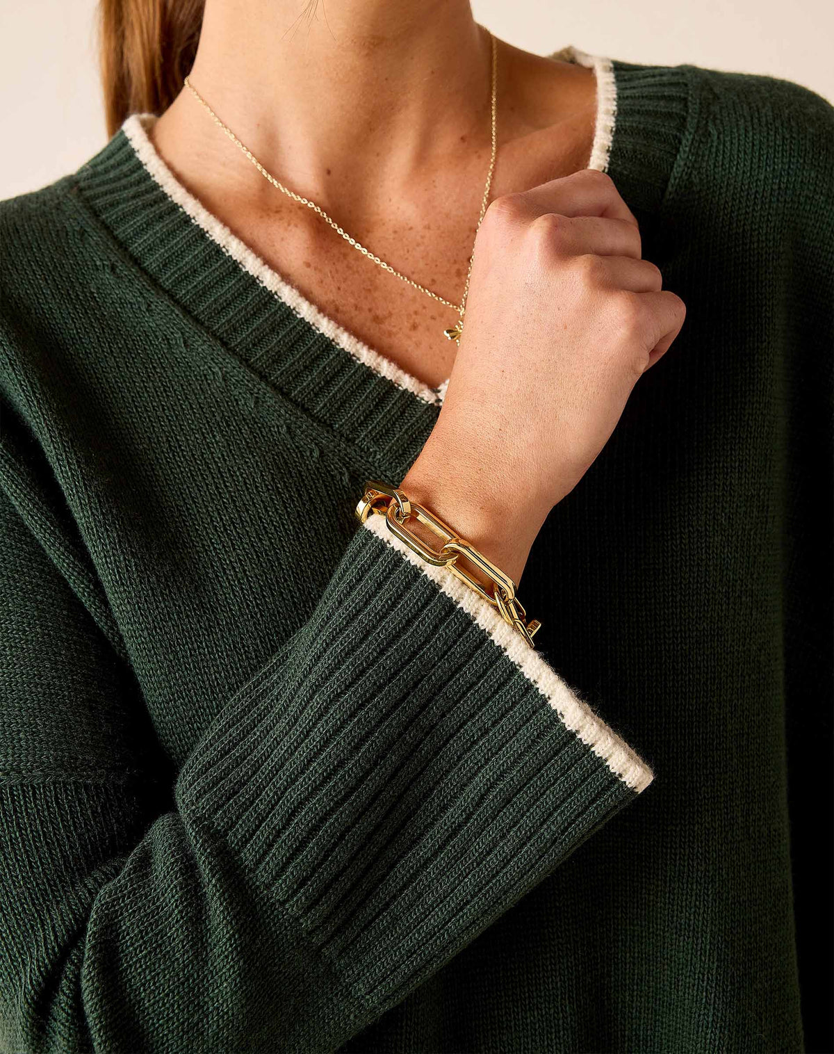 Montauk V-Neck Sweater in Eden