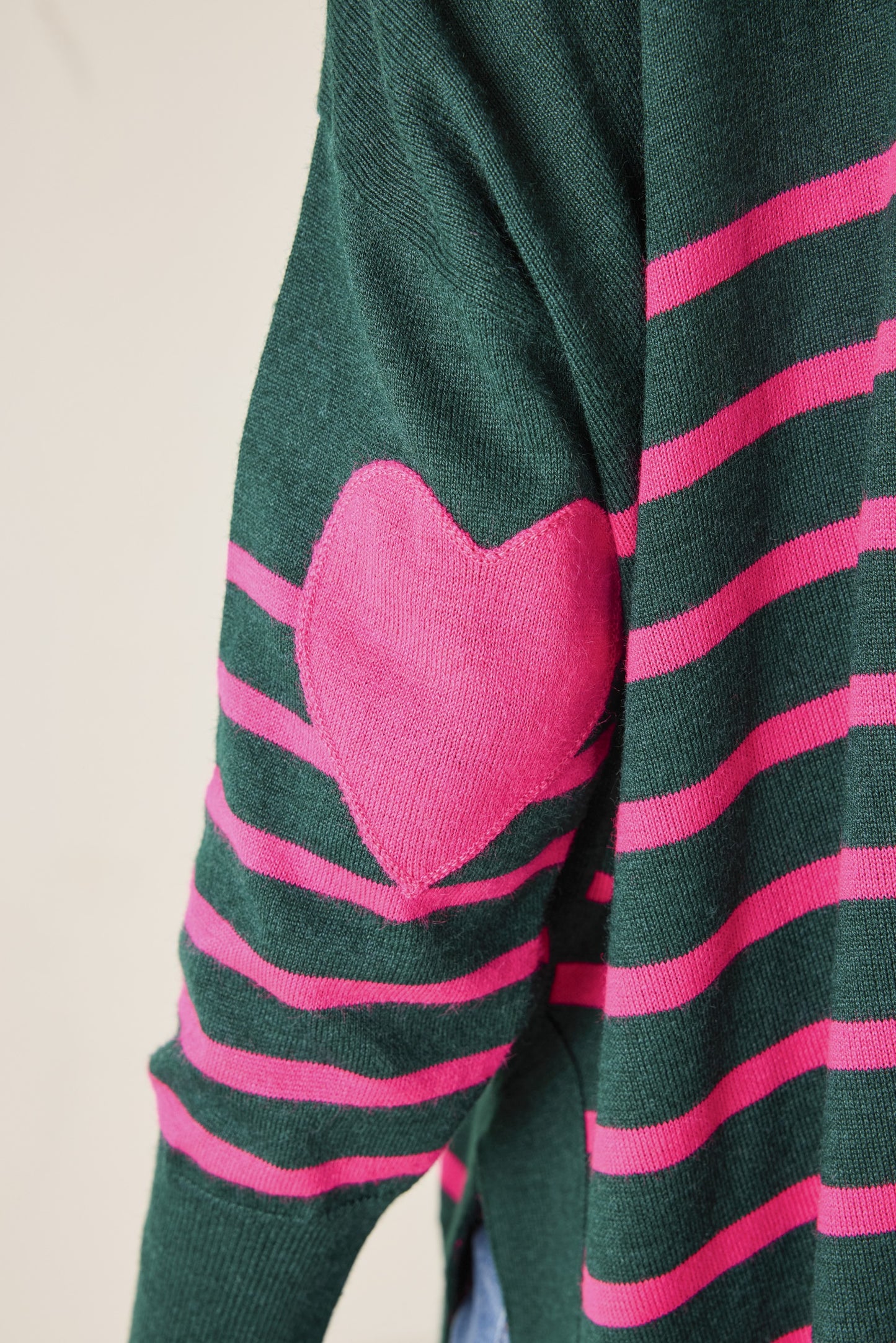 Amour Motto Sweater in Deep Pine + Lipstick