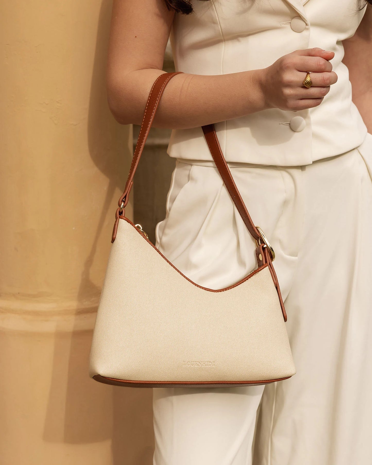 Amelia Shoulder Bag - Canvas Tan
