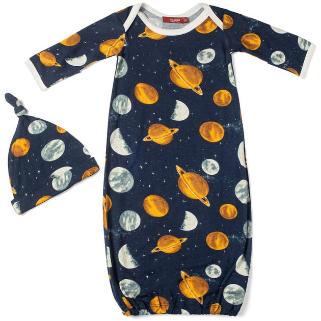 Bamboo Newborn Gown & Hat Set in Planets