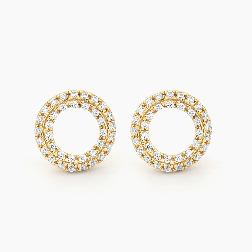 Sealed with a Kiss Studs in Gold