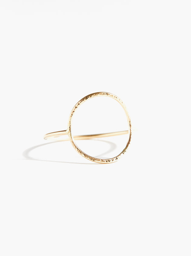 Hammered Circle Ring in Gold